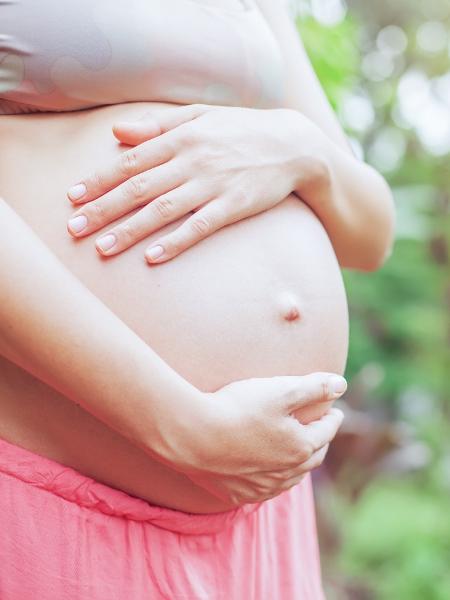 A candidíase provoca coceira intensa, vermelhidão, inchaço e pode causar mais preocupação quando se manifesta em grávidas - iStock
