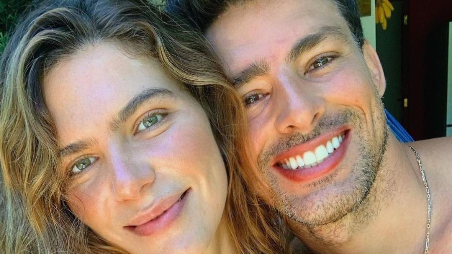 Marina Goldfarb e Cauã Reymond: ela reclama de ser reconhecida por causa dele - Reprodução / Instagram