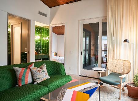 Com as mudanças, alguns motéis chegam a preços de hotelaria de alto padrão. Na foto, área de estar de uma suíte do Magdalena - Nick Simonite - Nick Simonite