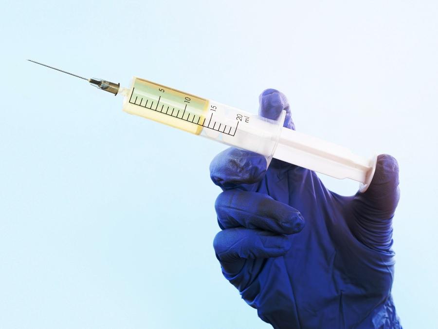 Criança morreu no AM: por que adrenalina errada na veia é tão perigosa?