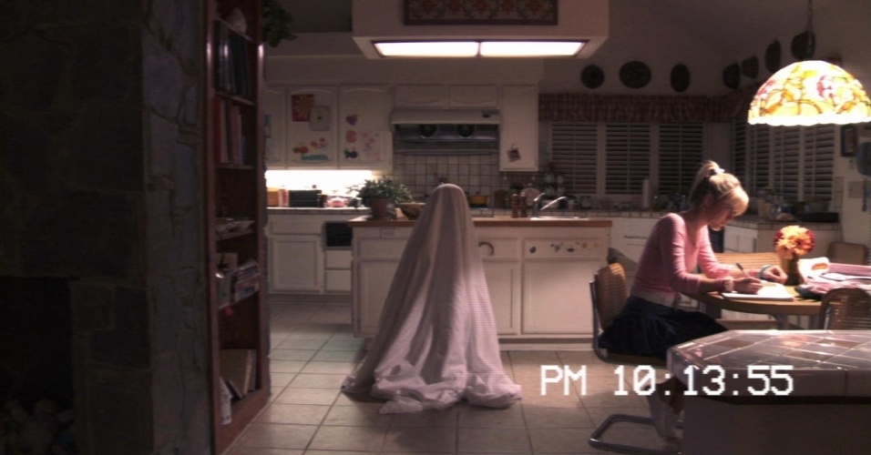 Cena do filme "Atividade Paranormal 3" (2011)