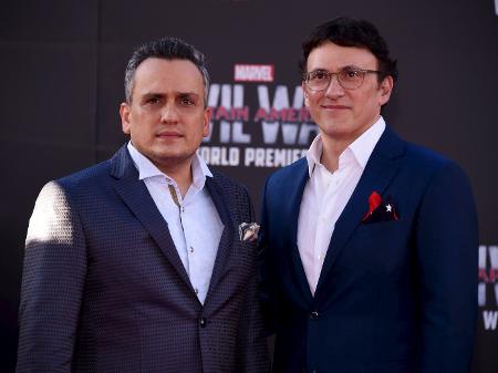 Os diretores Joe (esq.) e Anthony Russo - Phil McCarten/Reuters