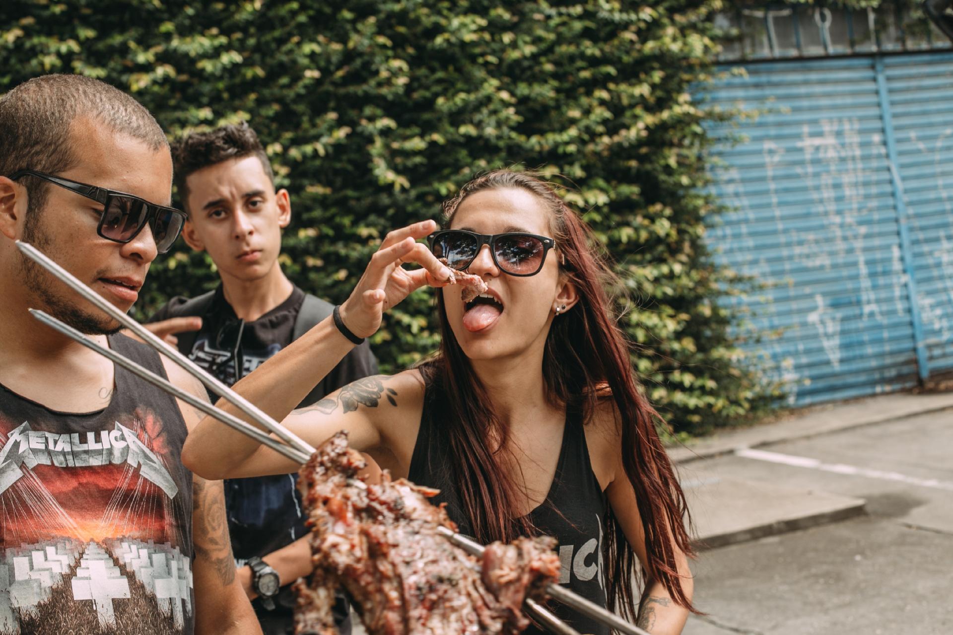 O público do Lollapalooza aproveitou muito o festival curtindo os shows na grade ou no gramado e tirando muitas selfies no Autódromo de Interlagos - Felipe Gabriel/UOL