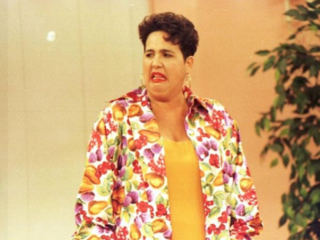 Cláudia Jimenez como Edileuza em "Sai de Baixo" - Reprodução