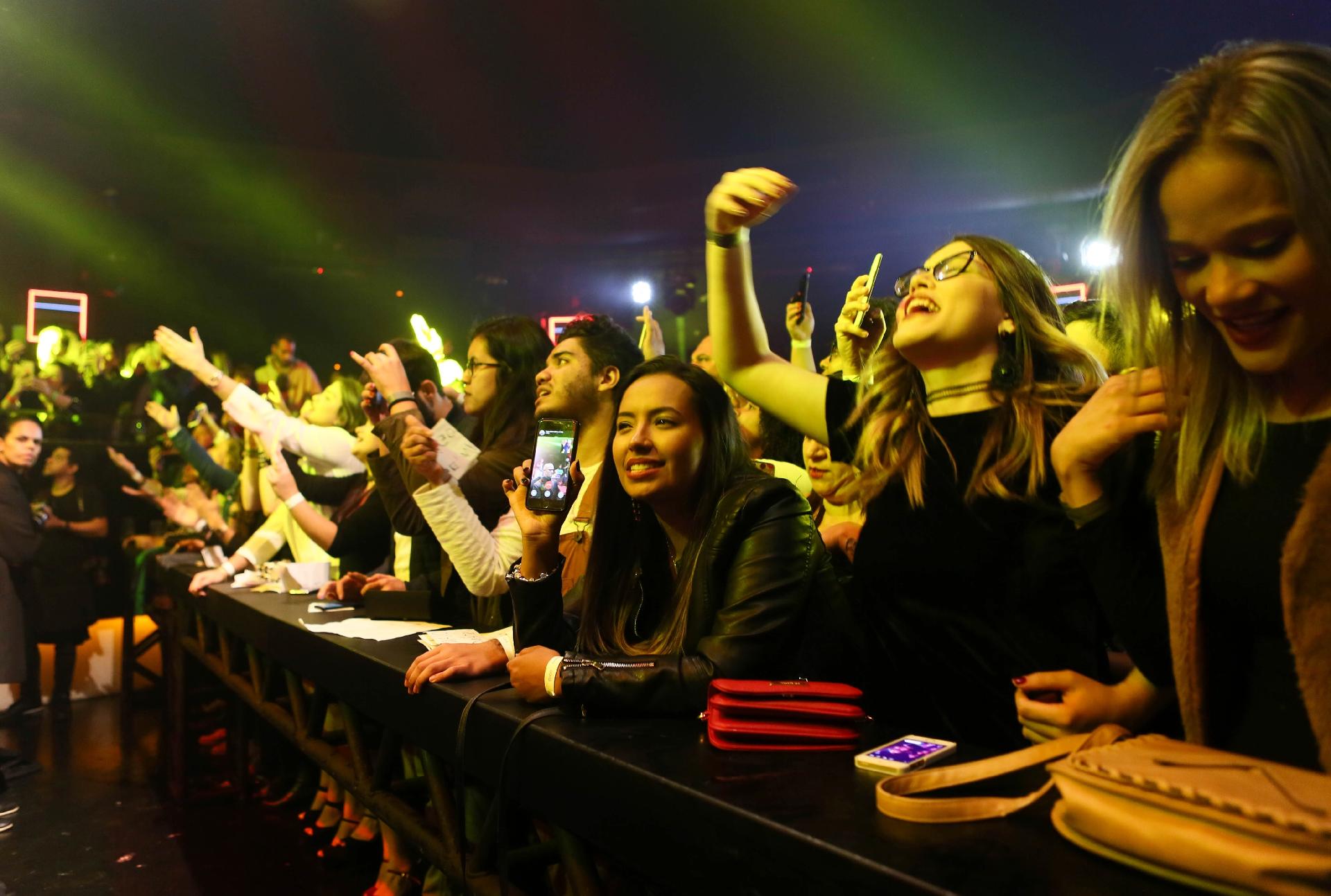 Jorge & Mateus celebram clube da bebida com show vip em SP - Iwi Onodera