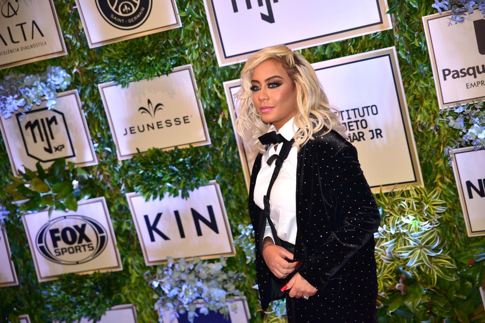 Rafaella Santos chega ao evento do irmão, realizado em São Paulo, nesta quinta-feira (19) - Imagem/Brazil News