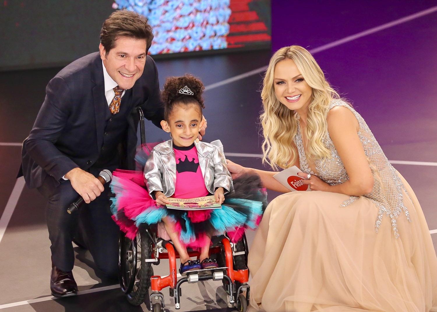 Famosos e elenco do SBT participam do Teleton na noite desta sexta-feira (9) - Manuela Scarpa/Brazil News