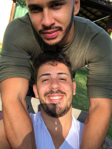 Carlinhos Maia e o o noivo, Lucas Guimarães - Reprodução/Instagram
