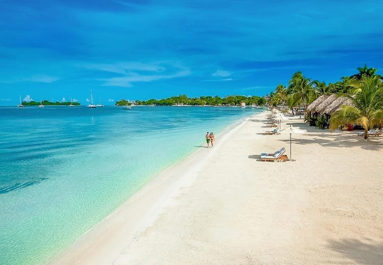 Praia da região de Negril, na Jamaica