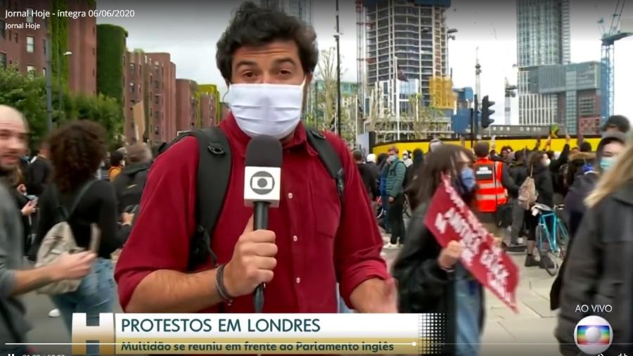 Manifestante invade matéria do Jornal Hoje em Londres para criticar Bolsonaro - Reprodução