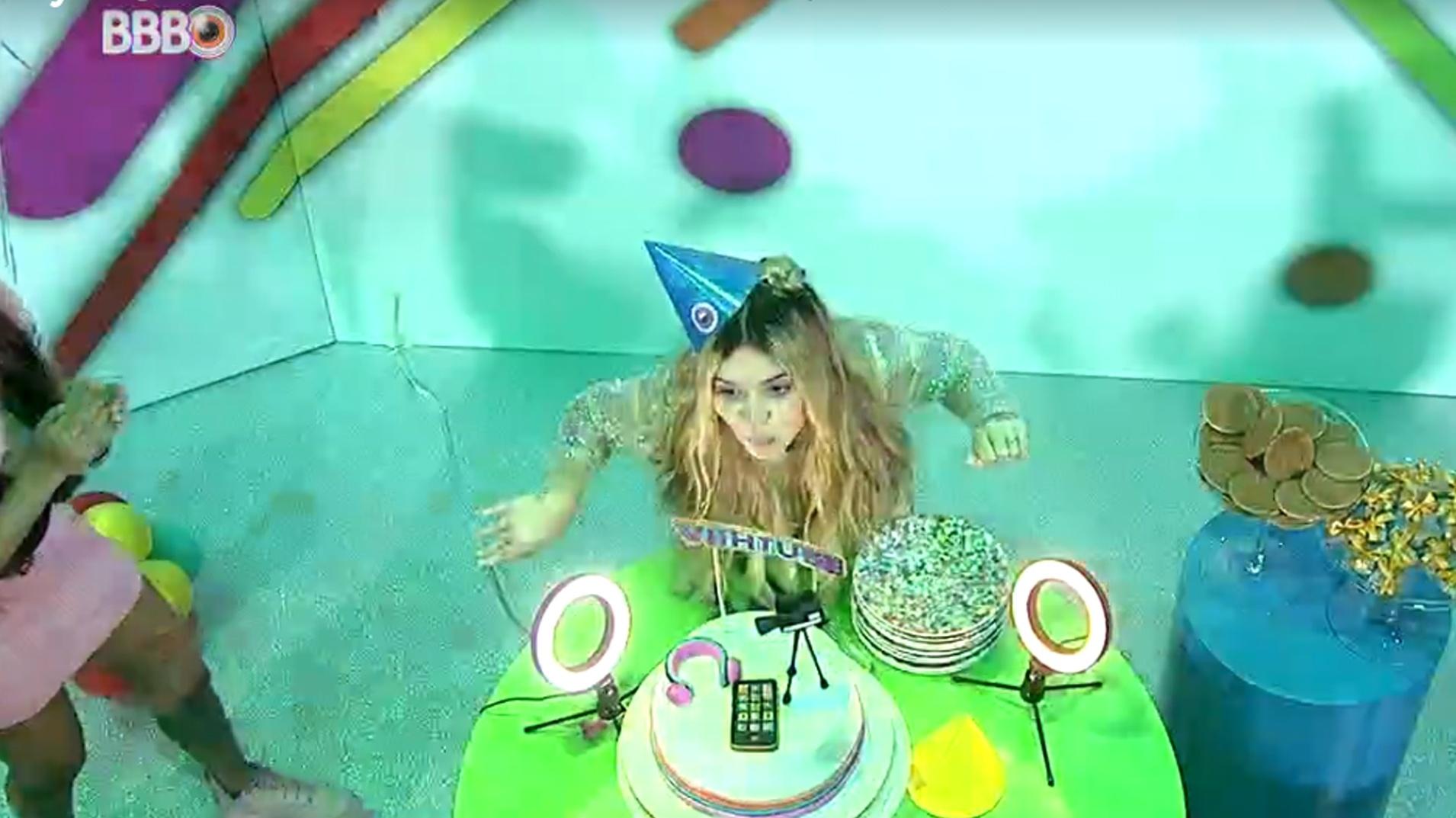 BBB 21: Viih Tube canta parabéns em festa - Reprodução/Globoplay