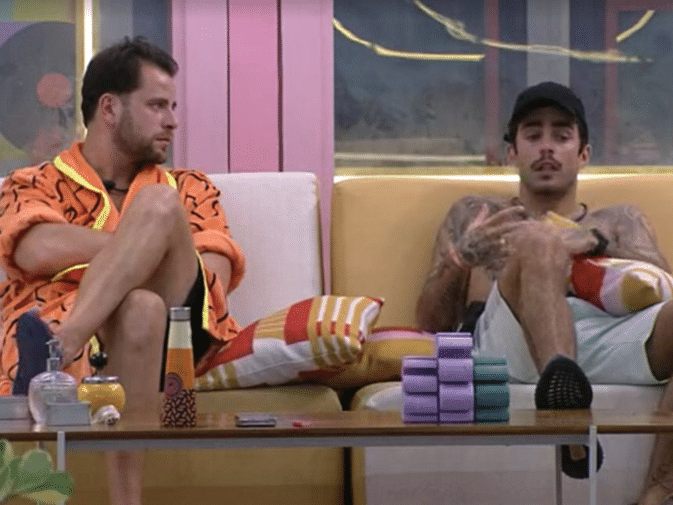 Gustavo ironiza posturas de Arthur: 'Coração partido no queridrômetro'