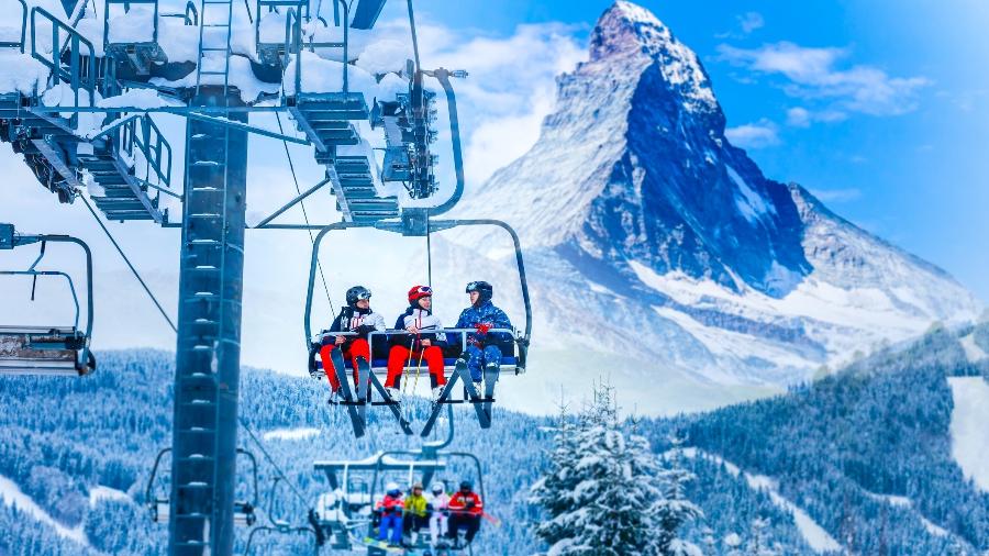 Já há teleféricos em funcionamento no lado suíço do Matterhorn (foto), agora as linhas deverão ligar o país à Itália - Sinenkiy/Getty Images/iStockphoto