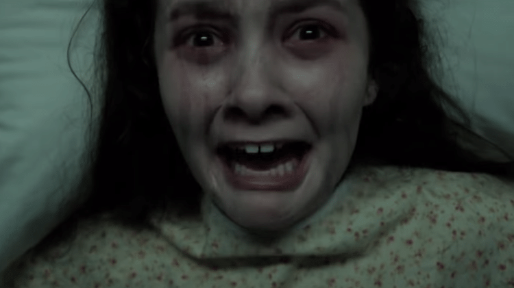 Cena do filme "Slender Man - Pesadelo Sem Rosto" - Reprodução/YouTube - Reprodução/YouTube