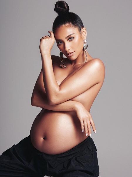 Shay Mitchell revela gravidez - Reprodução/Instagram/@shaymitchell