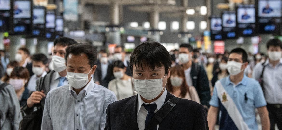 Entre estado de emergência tardio e hábitos que ajudam a evitar contágio, Japão ainda enfrenta o coronavírus - Getty Images