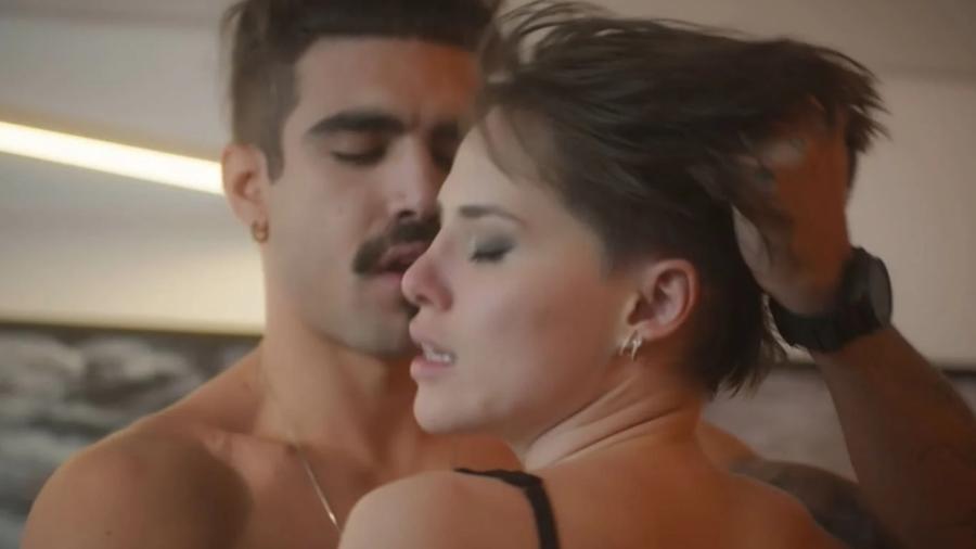 Caio Castro e Letícia Colin protagonizam cenas "hot" em "Todas as Flores" - Reprodução: Globoplay