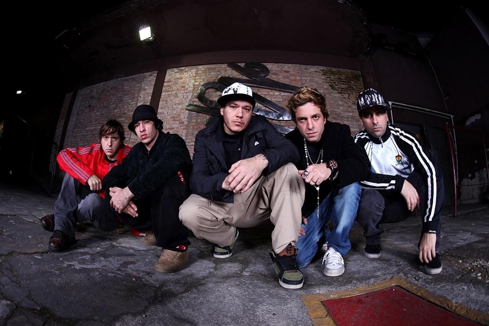 O fotógrafo Jerri Rossato Lima registrou entre 2005 e 2012 os shows e os bastidores da banda Charlie Brown Jr. - Jerri Rossato Lima/Divulgação