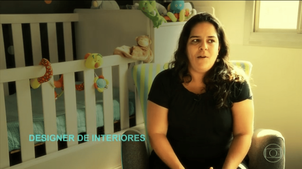 Renata Capucci realizou um desabafo emocionante ao relatar três abortos espontâneos que sofreu no passado, durante o "Jornal Hoje", neste sábado (13), à véspera do Dia das Mães - Reprodução/TV Globo