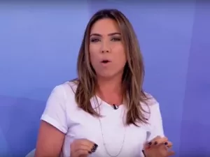 Patricia Abravanel comparece a casamento de filha de Ciro Nogueira