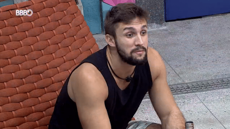 BBB 21: Arthur diz que Viih é 'falsa' em conversa com Pocah - Reprodução/Globoplay - Reprodução/Globoplay