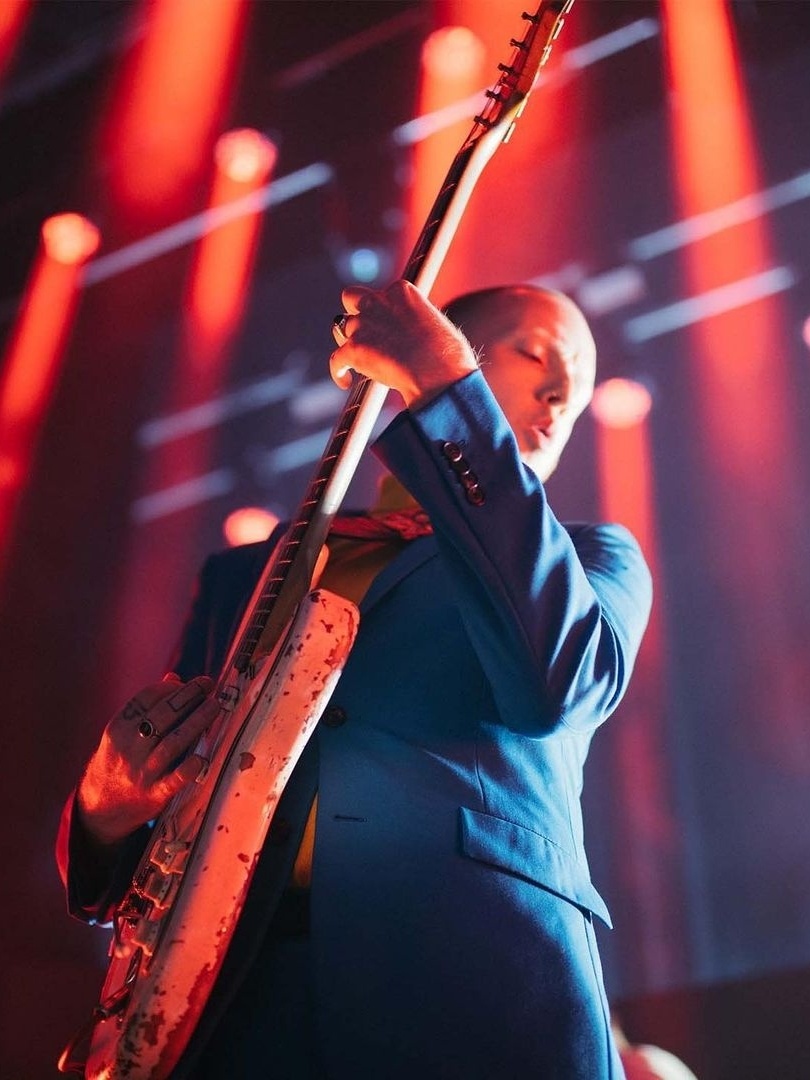 Two Door Cinema Club: sem vacina, cantor não pôde vir ao Brasil