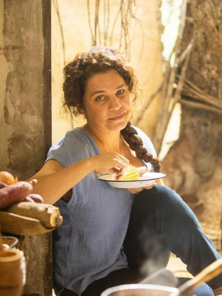 Maria Bruaca é interpretada por Isabel Teixeira, em "Pantanal" - Globo/João Miguel Júnior
