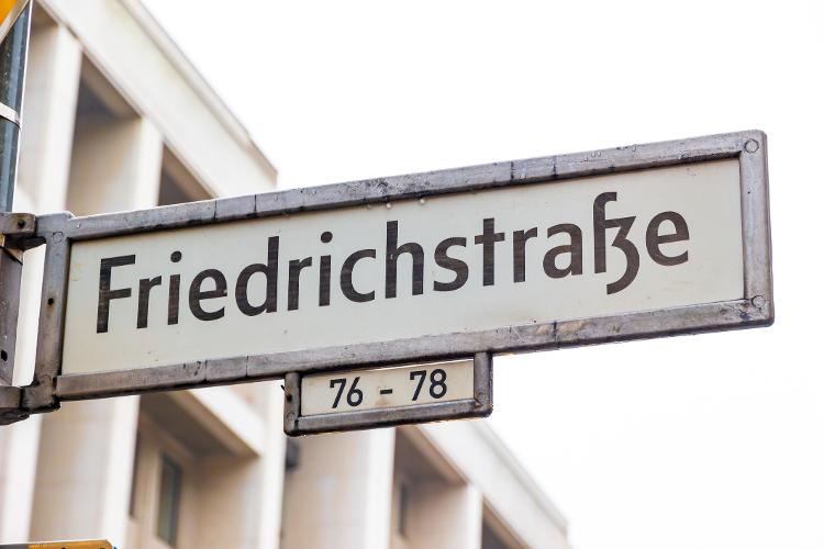 Friedrichstrasse, em Berlim - Digitalsignal/Getty Images/iStockphoto - Digitalsignal/Getty Images/iStockphoto