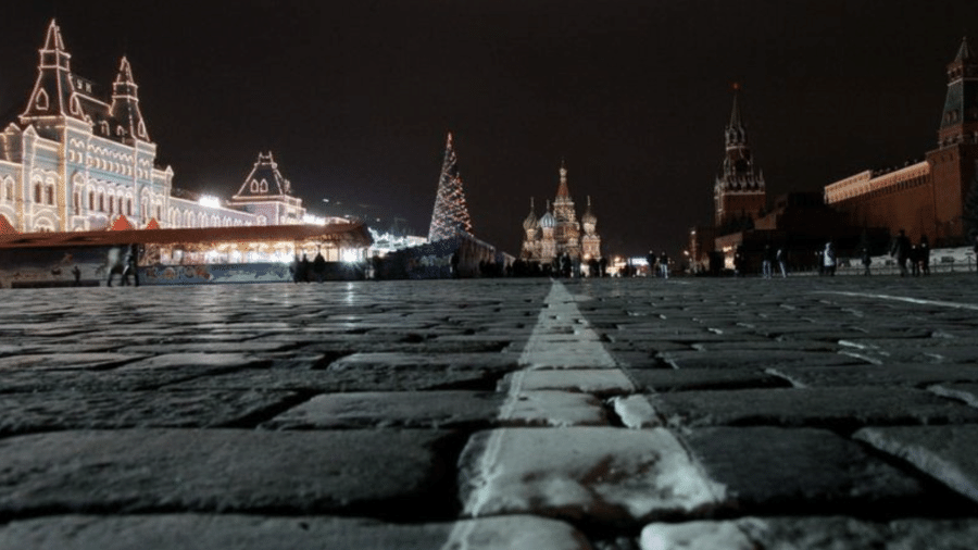 Natal em Moscou; na Rússia, a data é comemorada em 7 de janeiro - Getty Images