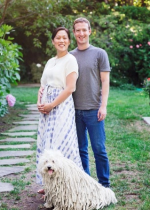 31.jul.2015 - Mark Zuckerberg posta foto com a mulher, Priscilla, para anunciar que casal espera o primeiro filho