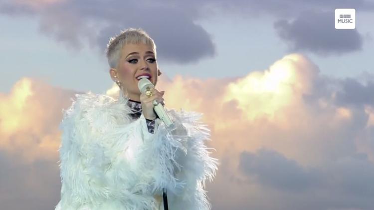 Katy Perry canta no show "One Love Manchester", no reino Unido - Reprodução - Reprodução