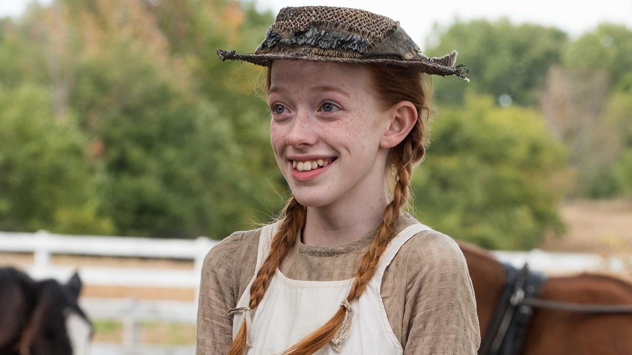 Amybeth McNulty vive Anne em "Anne With an E" - Divulgação