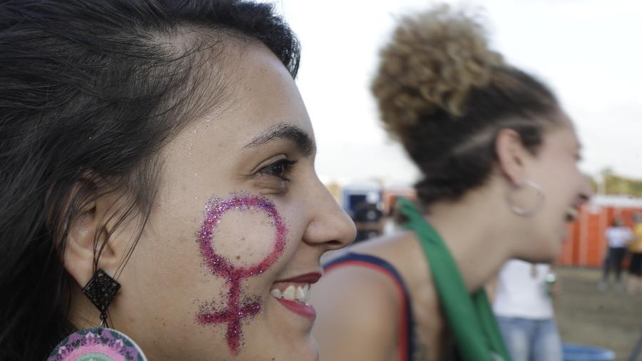 Mulheres se reúnem em festival pela descriminalização do aborto - Lúcio Távora/Uol