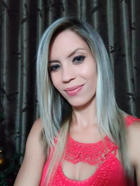 Samantha Melo Oliveira, que sofria violência doméstica do padrasto - Arquivo pessoal