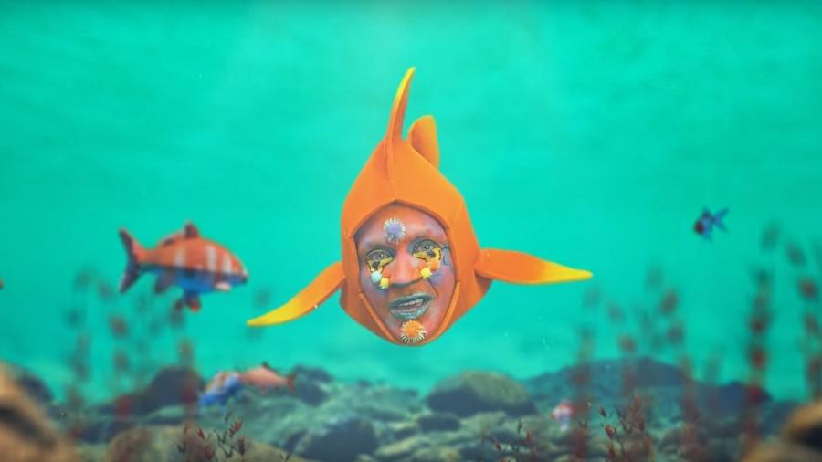 Edgar aparece como peixinho de Glub Glub no videoclipe de Líquida - Reprodução/YouTube