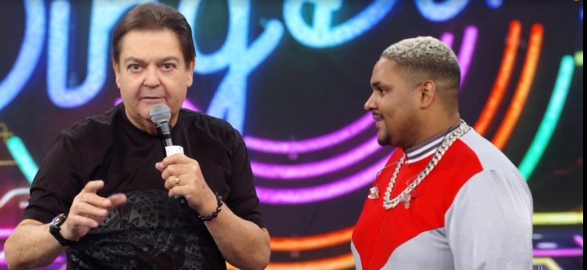 Funkeiro pede para cantar outra música, mas Faustão barra - Reprodução/TV Globo