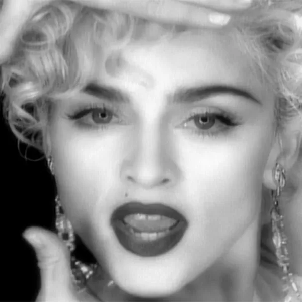 Madonna Morreu A Triste Morte De Maradona Confundiu Muitas Pessoas