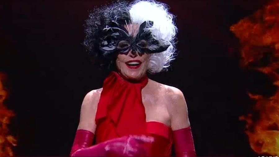 Ana Maria Braga se veste de Cruella na abertura do "Mais Você" - Reprodução/TV Globo