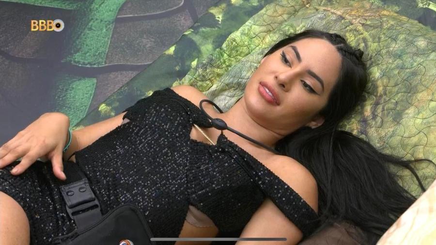 BBB 24: Vinicius admite que quer beijar Isabelle