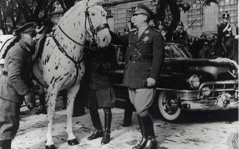 Cadillac 75 1951 de Perón - Bonhams/Divulgação