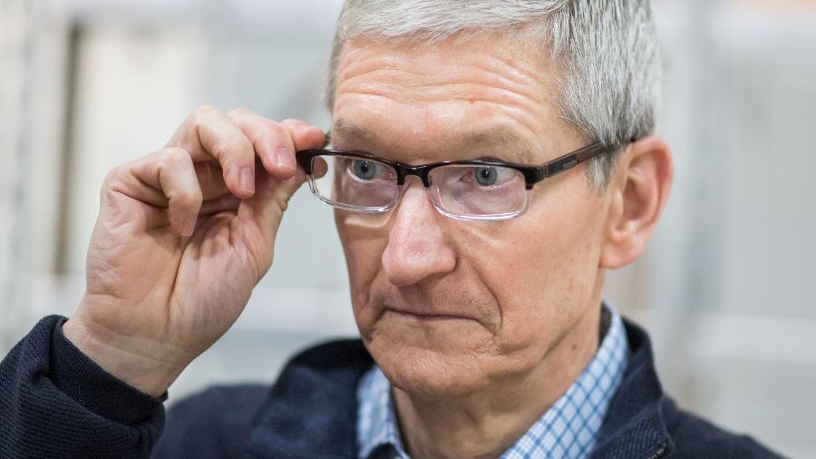 O executivo Tim Cook, CEO da Apple, que aparentemente também ficou surpreso com o valor - Getty Images/AFP