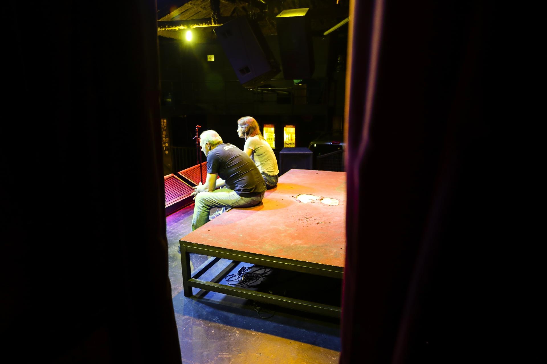 Após 19 anos, a casa de shows Hangar 110 vai fechar. Marcos "Alemão" Baldin e Cilmara Baldin estiveram à frente do local, ponto de encontro do punk, hardcore e metal - Marcelo Justo/UOL