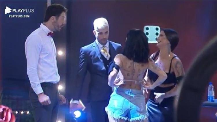 A Fazenda 2021: Rico e Gui Araujo planejam tomar álcool em gel - Reprodução/Playplus - Reprodução/Playplus