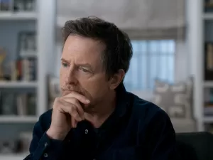 Michael J. Fox não perde humor ácido em meio a diagnótico de Parkinson