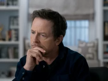 Michael J. Fox não perde humor ácido em meio a diagnóstico de Parkinson