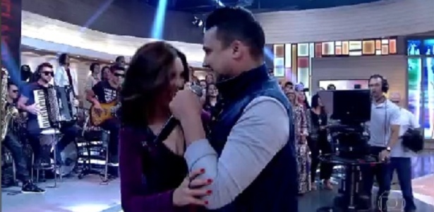 Fatima Bernardes dança com o cantor sertanejo Israel Novaes no "Encontro" - Reprodução/TV Globo