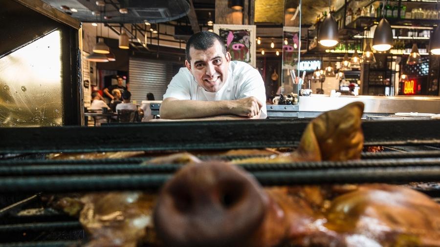 Jefferson Rueda, chef da cozinha da Casa do Porco  - Lucas Lima/UOL