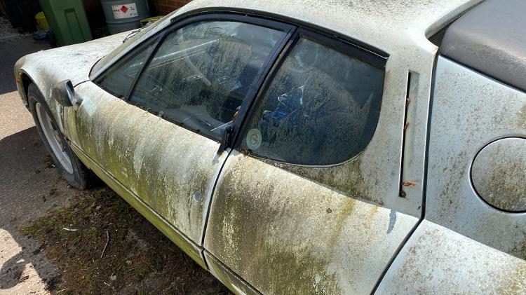 Caçador de Ferraris Scott Chivers Ferrari 512BBi 1983 rara apodrece em quintal na Inglaterra LATERAL - Arquivo pessoal - Arquivo pessoal