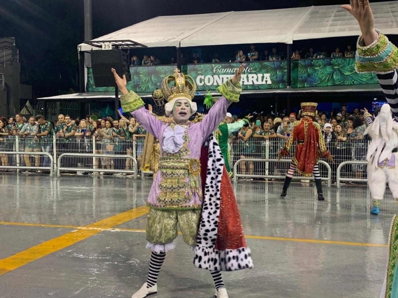 Desfile da Tom Maior, quarta colocada no Grupo Especial - Bruno Laurato/Colaboração para o UOL