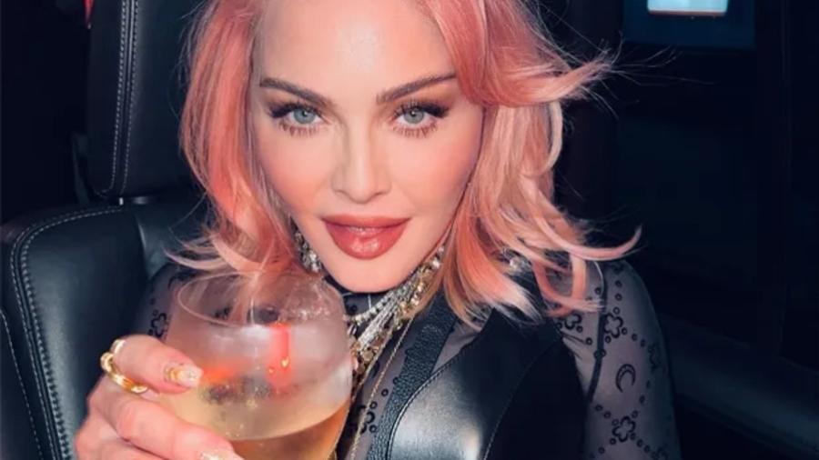 Madonna e seu rosé - Reprodução/Instagram